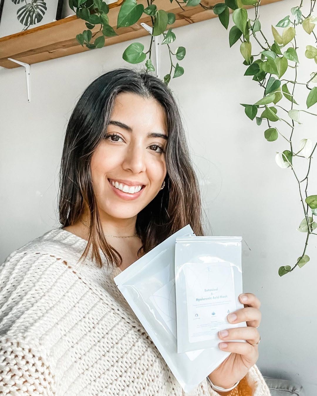 Repost_from_Lisefiad_Swipe_to_see_her_top_skincare_tips_Along_with_fall_comes_flakey_dry_s